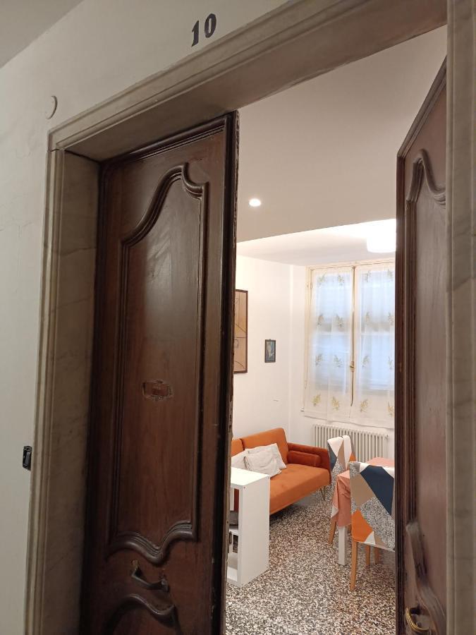 Pinelli Apartment Genua Buitenkant foto